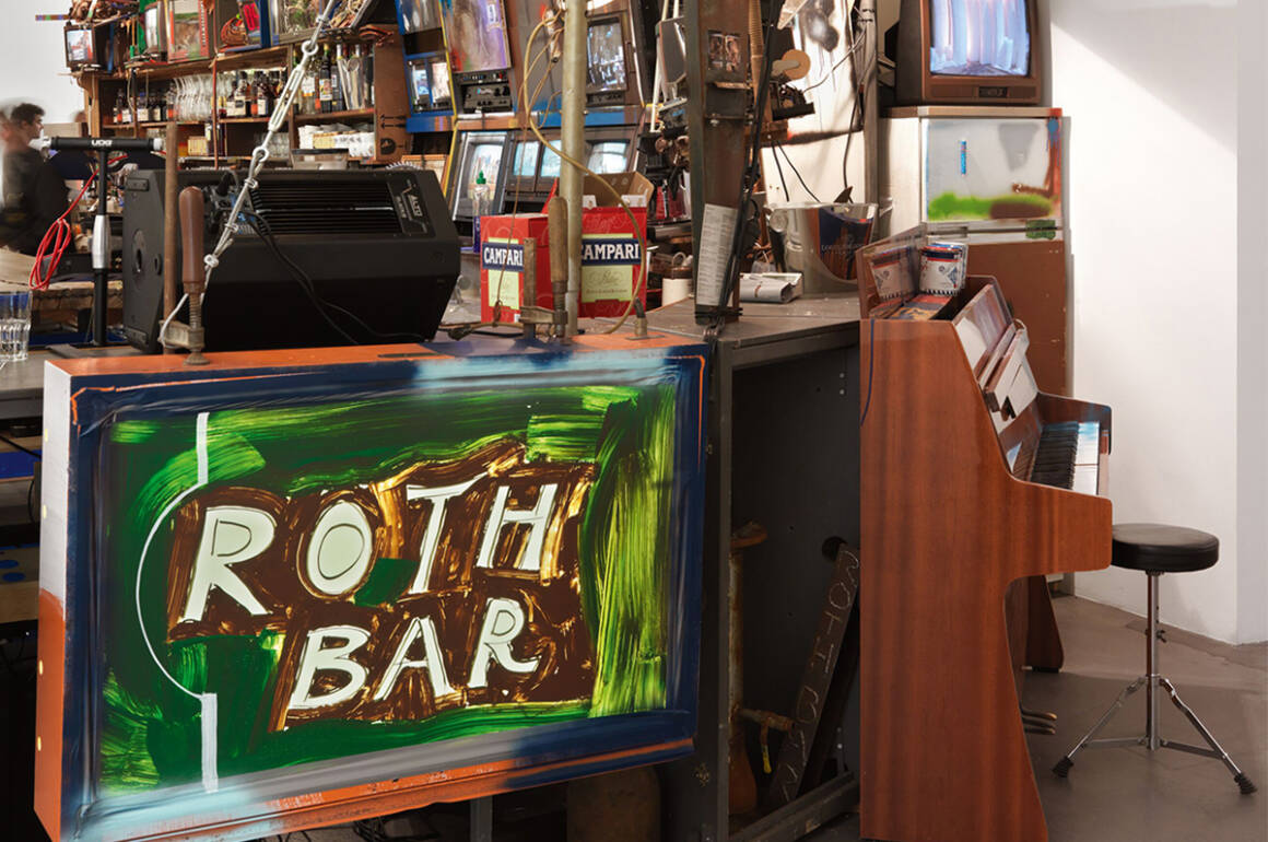 A messy bar that says 'Roth Bar' on it