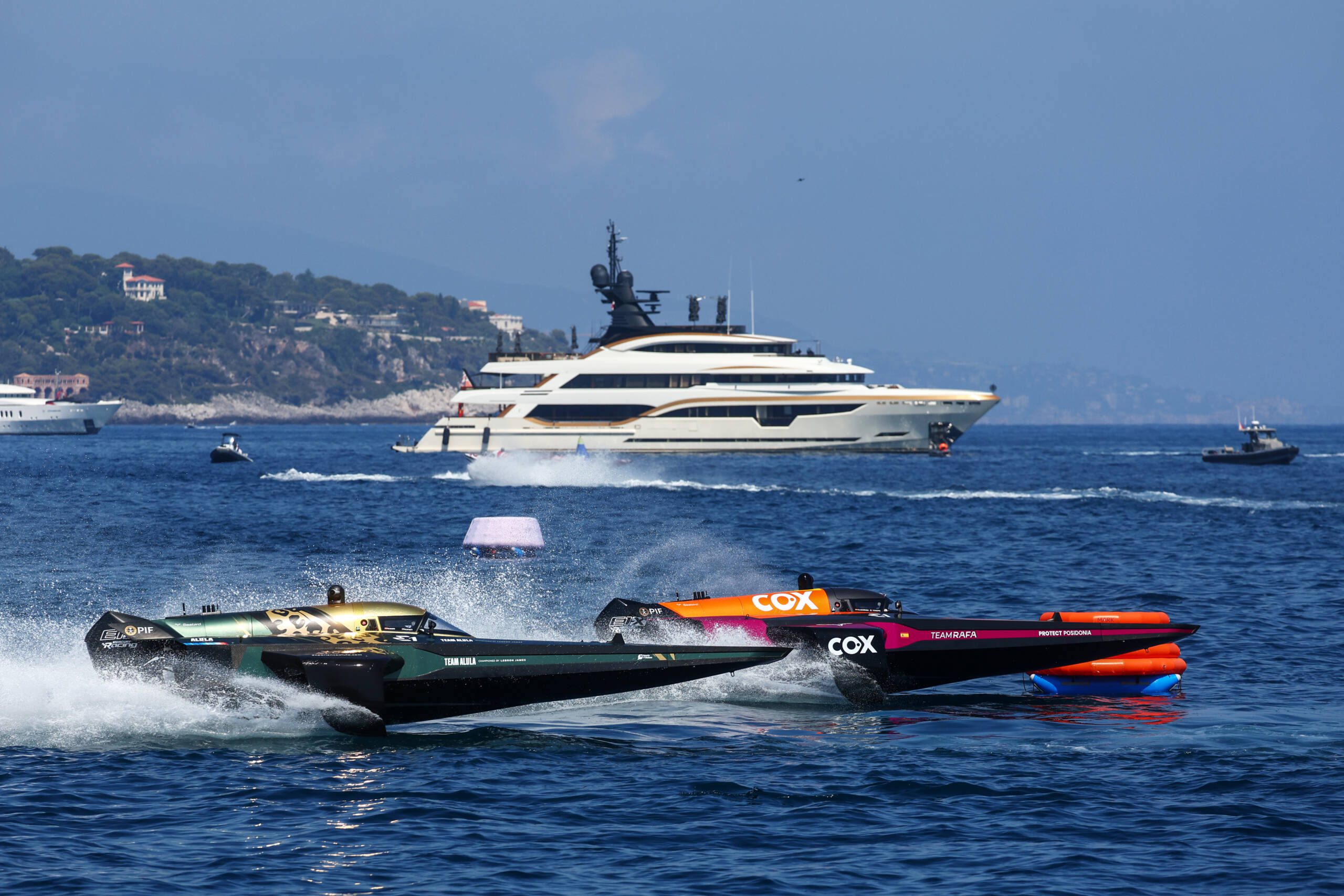 We visit the E1 race on the water in Monaco